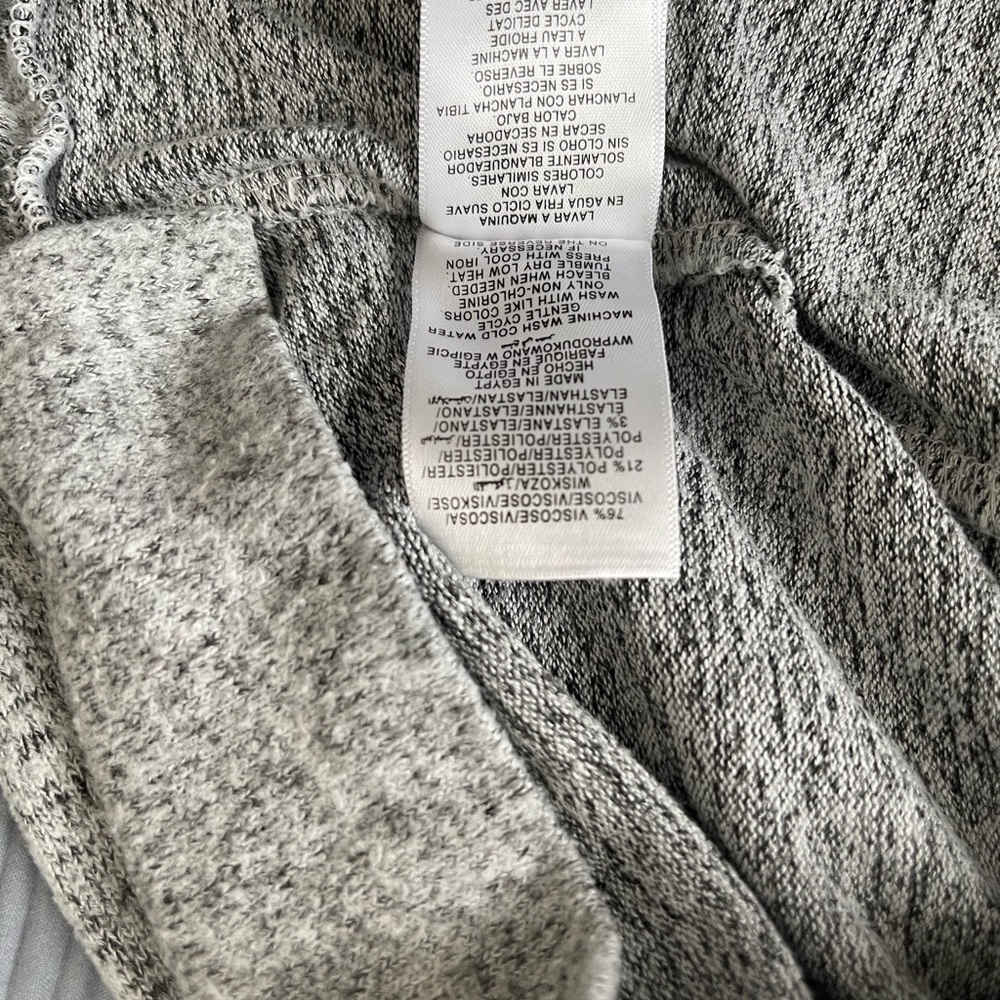 Jones New York Cowl neck top - Picture 6 of 6